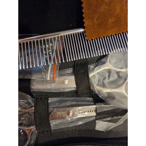 Pet Grooming Scissors Set - Picture 2 of 3